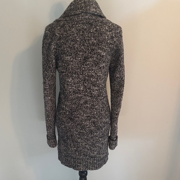 J CREW 75% wool Gray Button-Up Cardigan Sweater medium - Picture 2 of 7